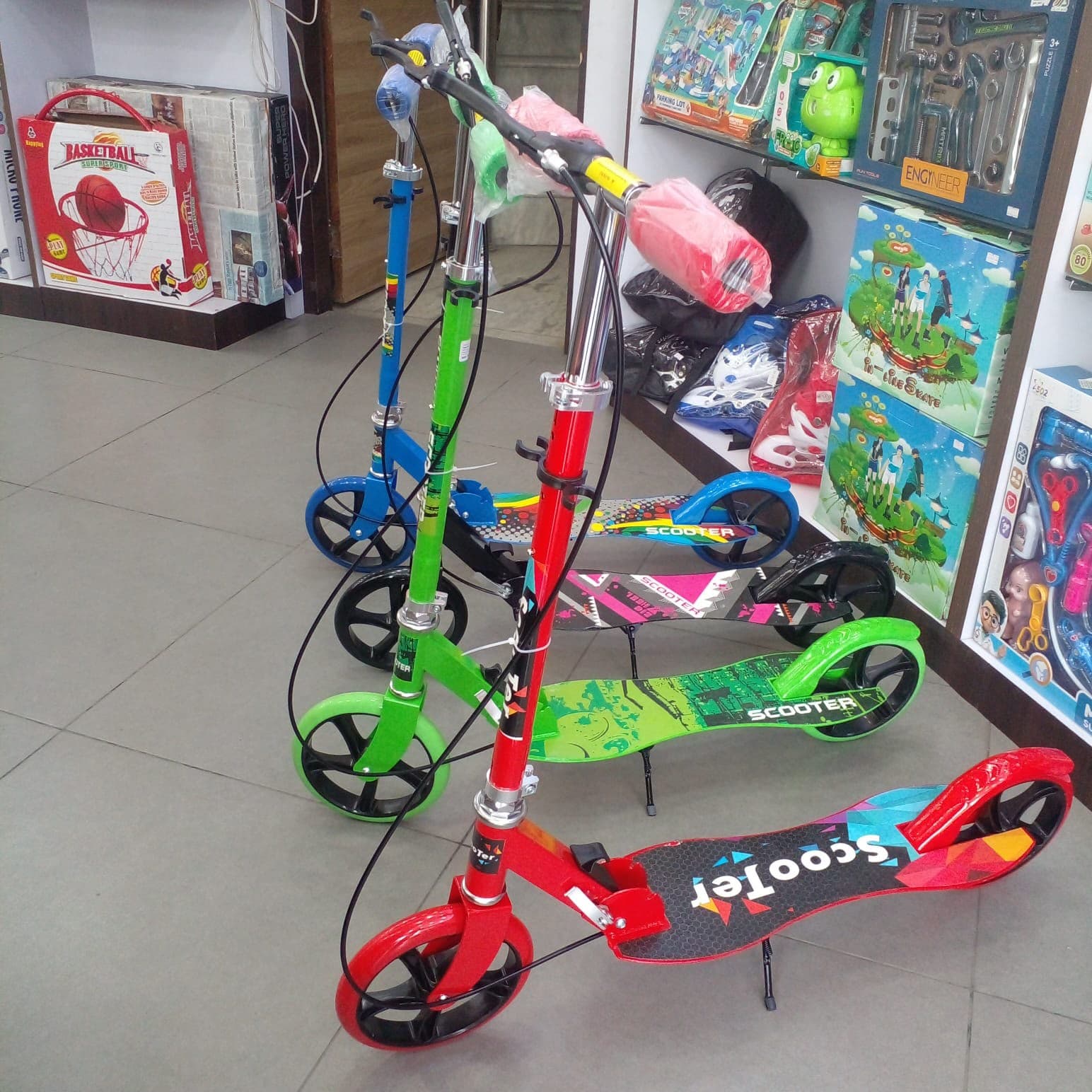 Happy Hours HappyHours Big Tricycle Kids Ride-On Bicycle stationary, toys & sports — thumbnail 2 of 2