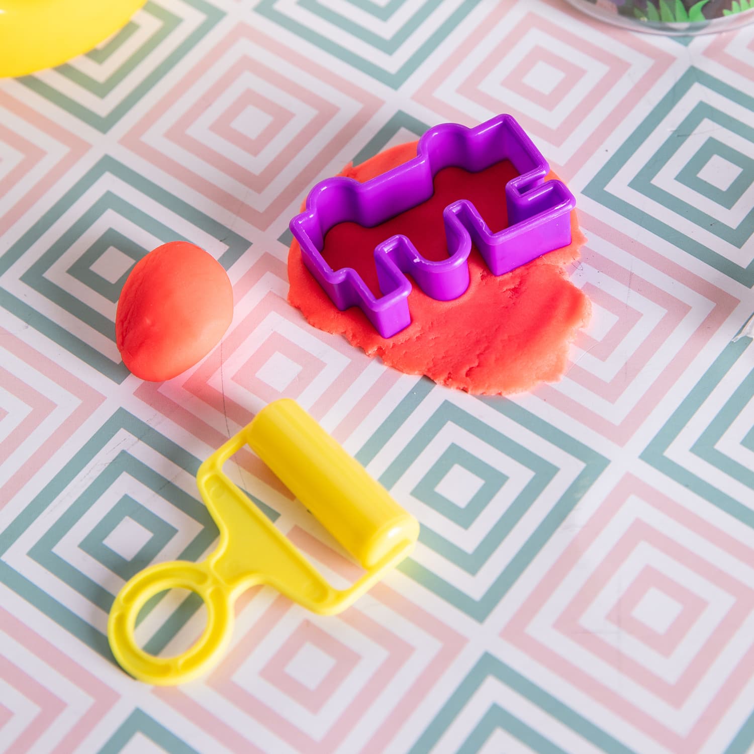 Deli Deli ED75246 12-Color Play Dough Set stationary, toys & sports — thumbnail 2 of 5