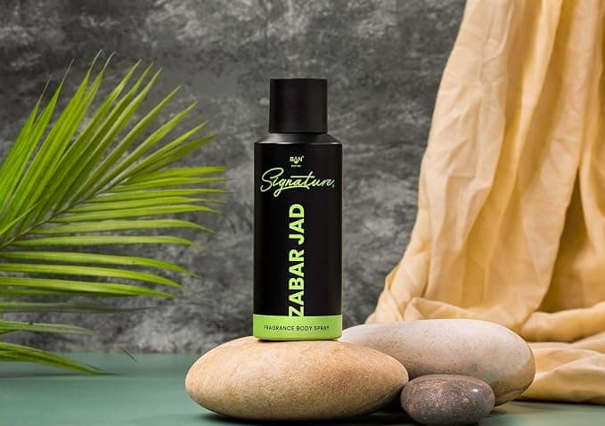 Signature SIGNATURE ZABAR JAD Deodorant 150ML | Unisex Luxury Body Spray | Long Lasting Sweet Spicy Woody Fragrance |… — thumbnail 3 of 4