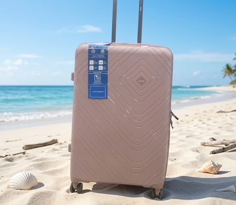 Holiday 20 Inch Hard Shell Cabin Suitcase with 360° Spinner Wheels