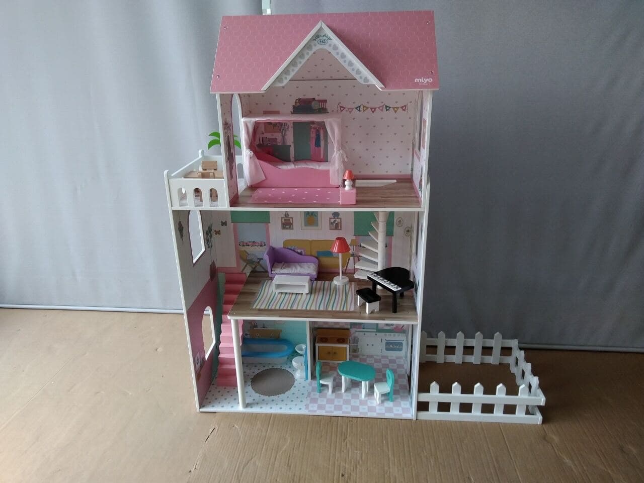HappyHours TX1490 Doll House Luxury Dream Home Playset