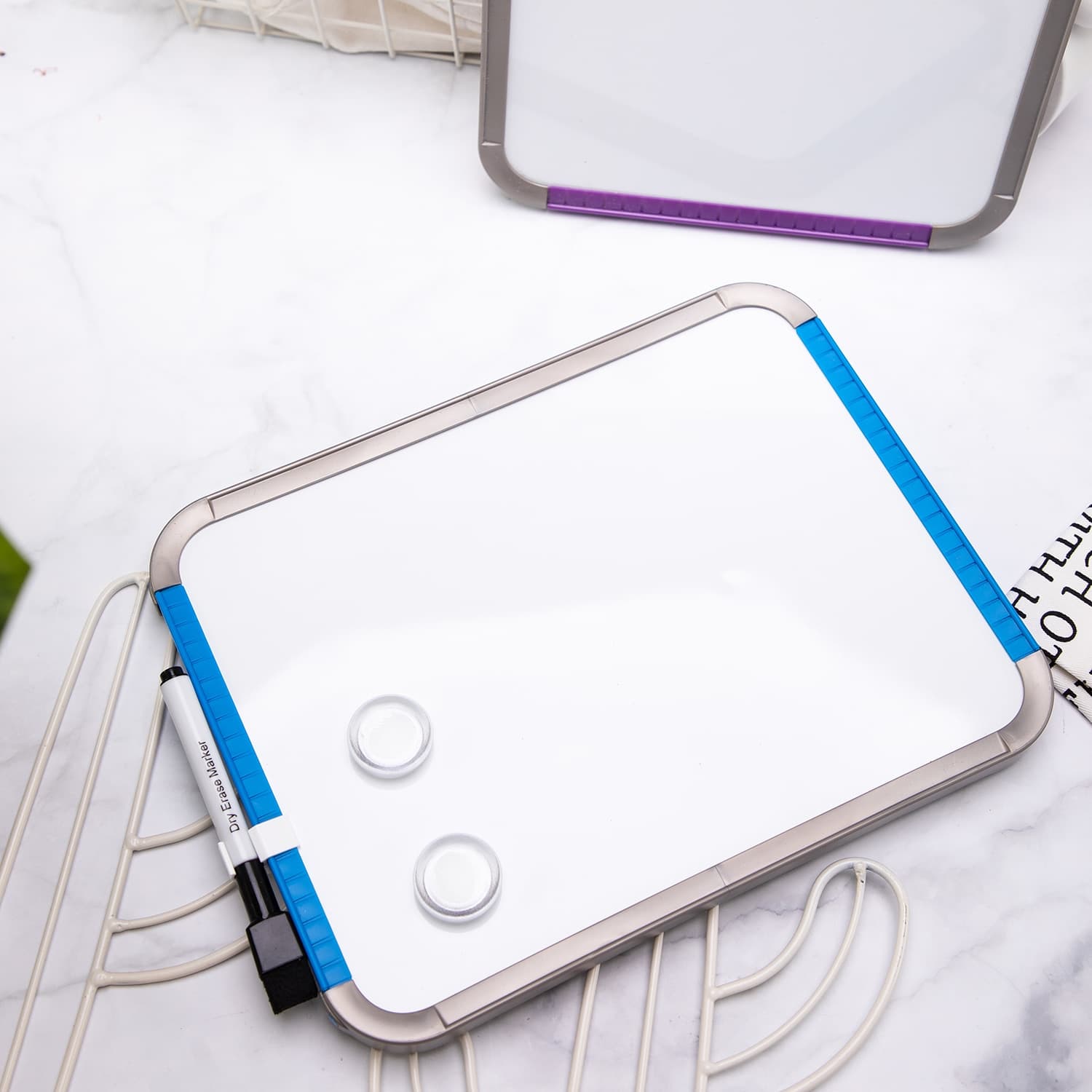Deli Deli E39154 Magnetic Whiteboard 279×216mm | Portable Dry Erase Board stationary, toys & sports — thumbnail 5 of 5