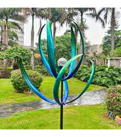 Senwell Senwell Metal Wind Spinner with Glass Ball Solar Light #67 home decor — thumbnail 2 of 3