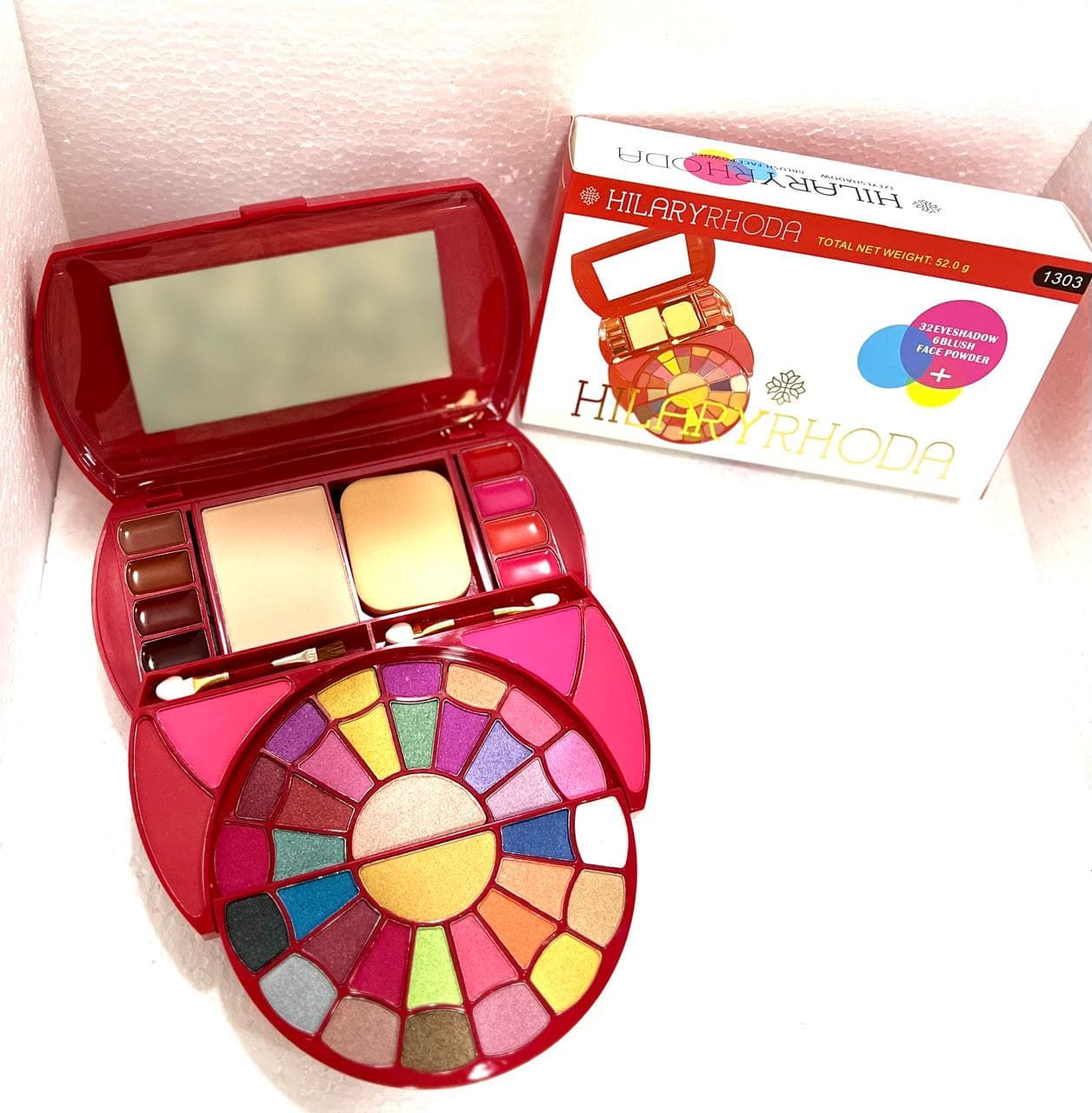 HR 1240 Eyeshadow Makeup Palette | Highly Pigmented Eye Shadow