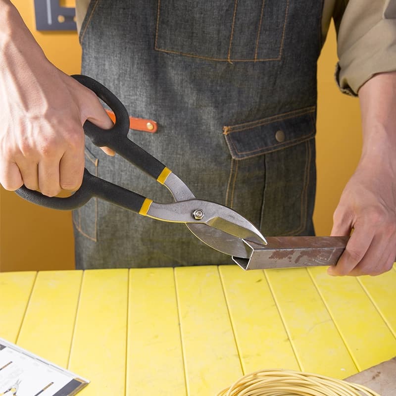Deli Tools Deli EDL25910 Tin Snip | Heavy-Duty Metal Cutting Shears hardware & machinery — thumbnail 3 of 5