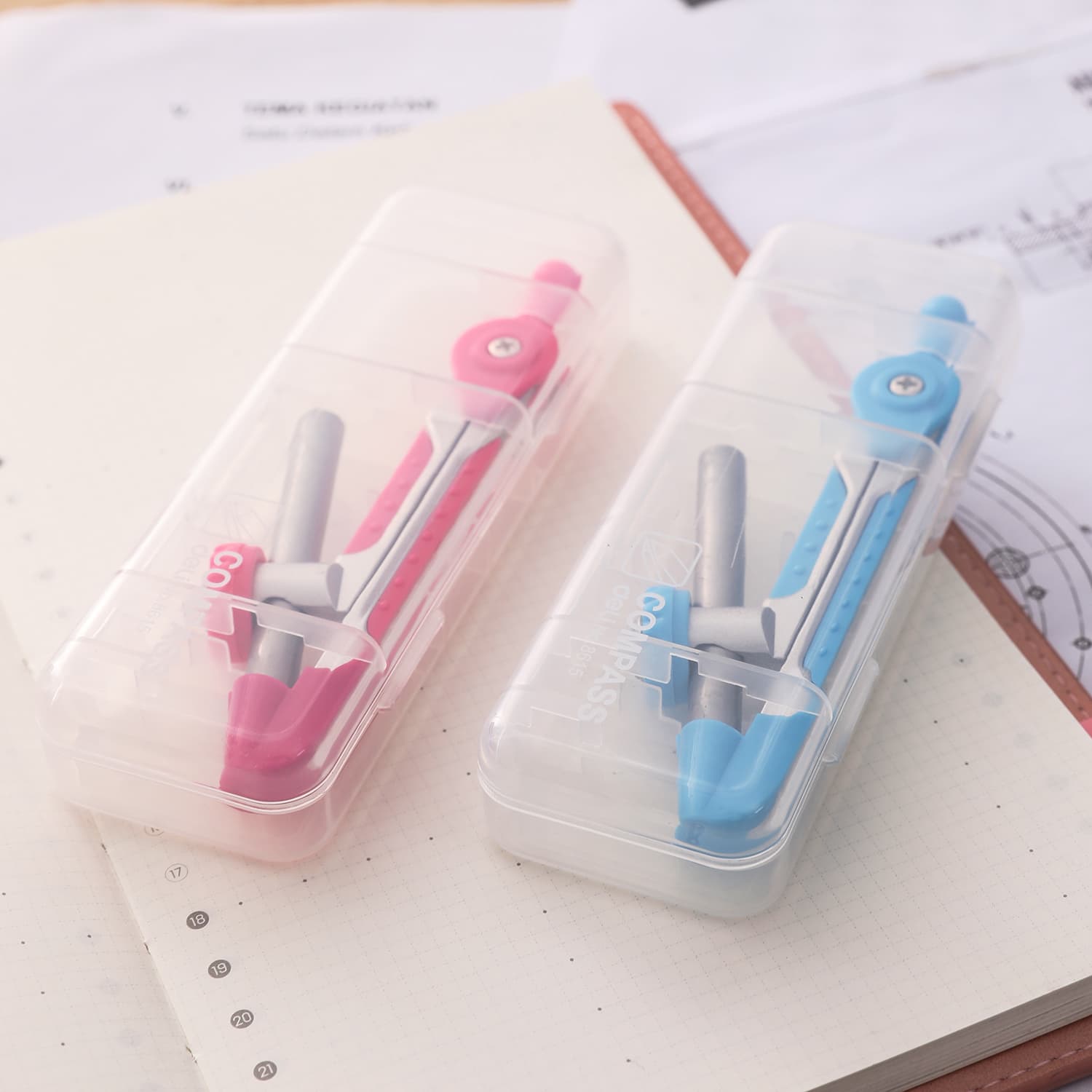 Deli Deli-E8615 Compass – Product Specifications, Features & Geometry Drawing Compass with pencil stationary, toys & sports — thumbnail 4 of 5