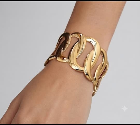 Polished Gold Interlocking Link Cuff Bracelet for Women | Elegant Open Bangle