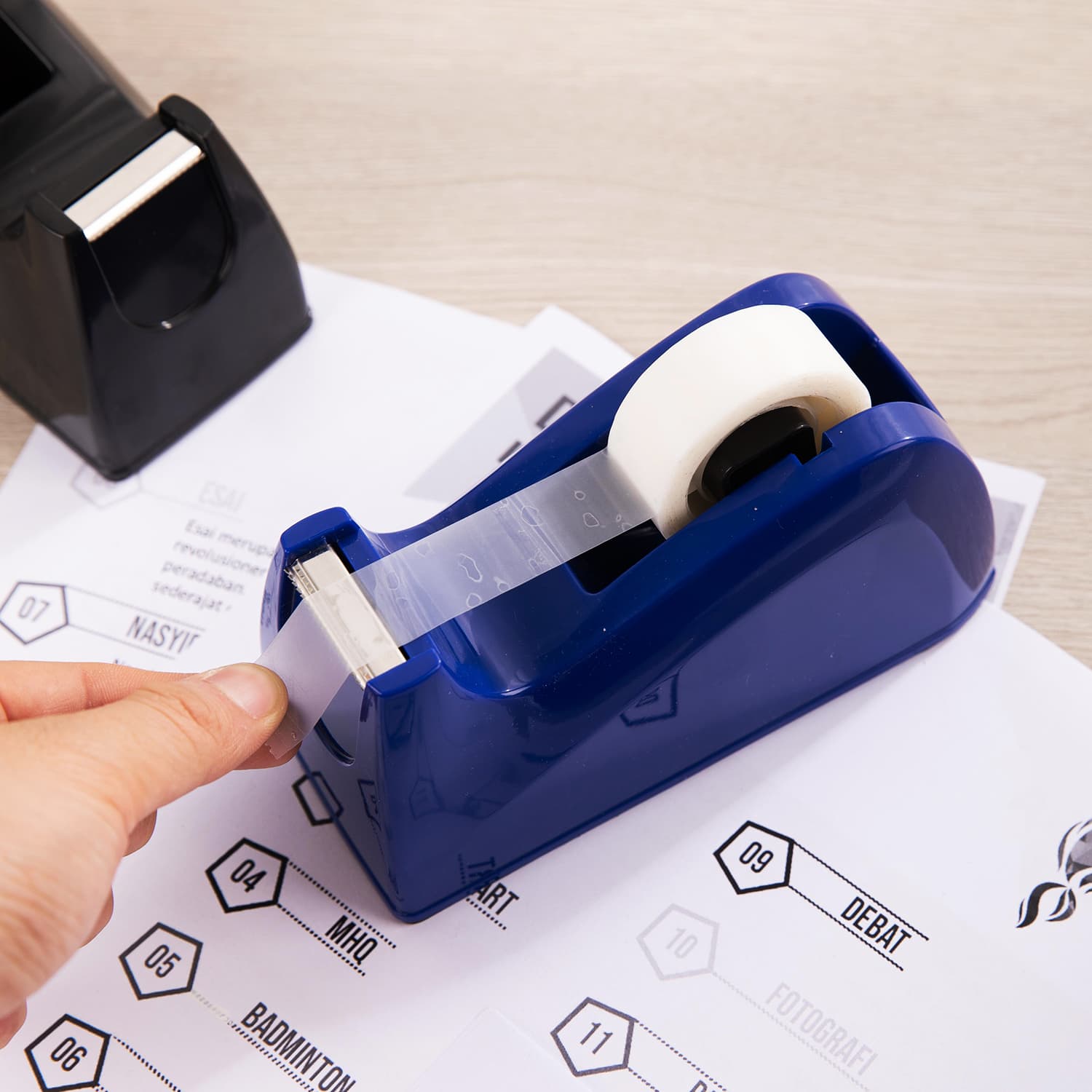 Deli Deli E815 Tape Dispenser – Durable Desktop Tape Cutter for Office, School & Home stationary, toys & sports — thumbnail 3 of 5