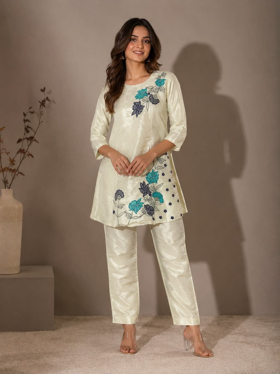 Off-White Floral Embroidered Kurta & Pants Set for Women